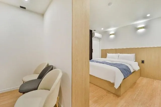 Sinlim Avenue Motel Seoul