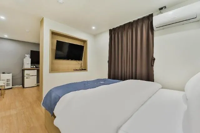 Sinlim Avenue Motel *